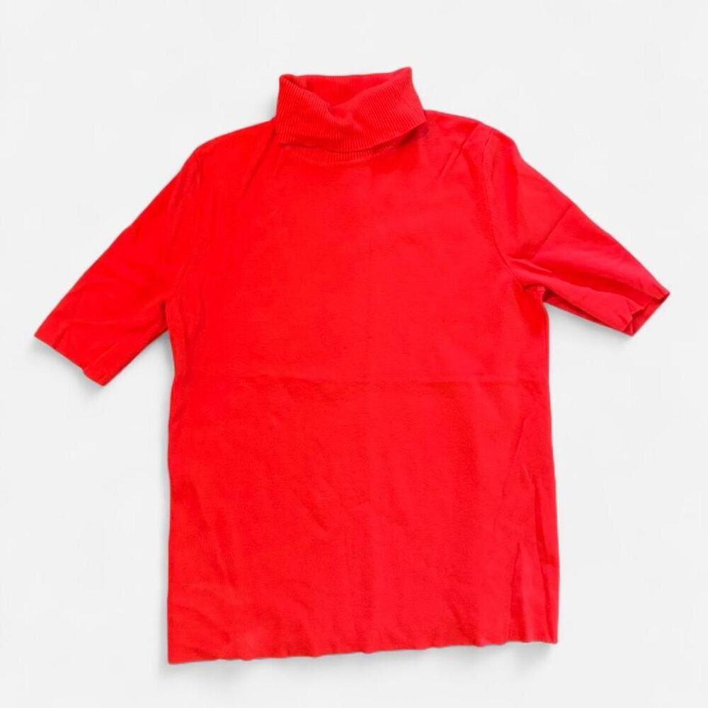 Red short sleeve turtleneck sweater